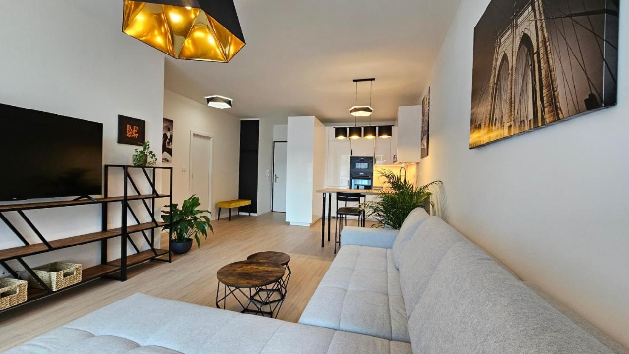 2 Apartment, With Terrace, New Building, 210 Appartement Bratislava